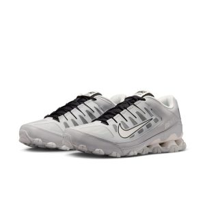 NIKE REAX 8 TR MESH 621716-041